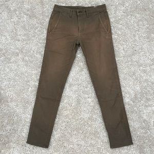 Rag and Bone • Men’s Olive Green Standard Issue Size 29 Pants